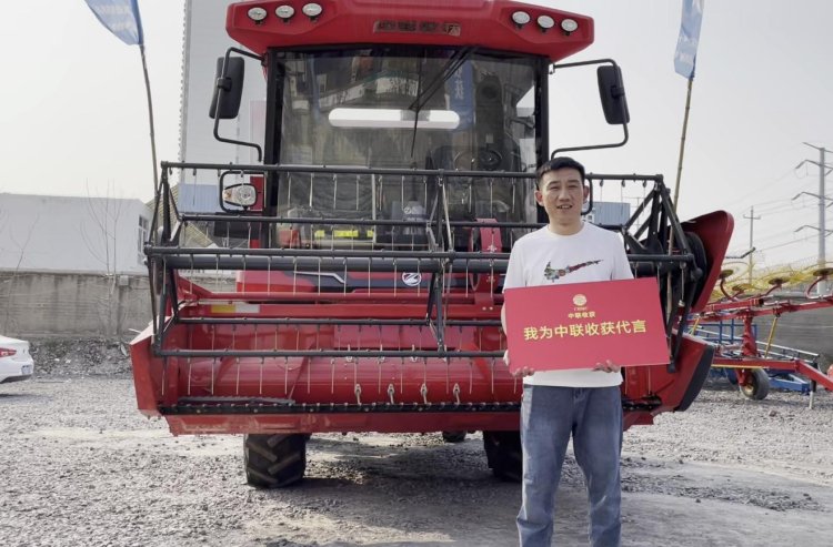 來(lái)自90后經(jīng)銷(xiāo)商的認(rèn)可：從小接觸新疆—2小麥機(jī)，對(duì)中聯(lián)收獲完全認(rèn)可(圖1)