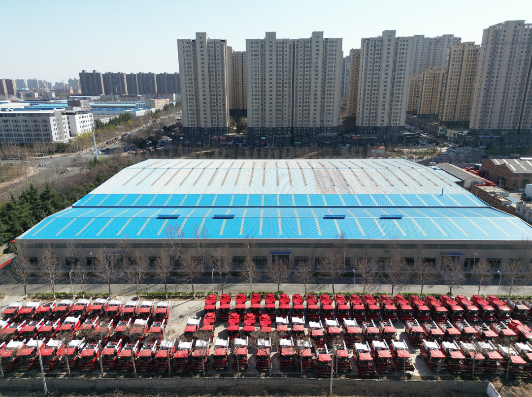 30年只做一件事:為什么越來(lái)越多農(nóng)機(jī)手認(rèn)準(zhǔn)「中聯(lián)收獲」?(圖1)